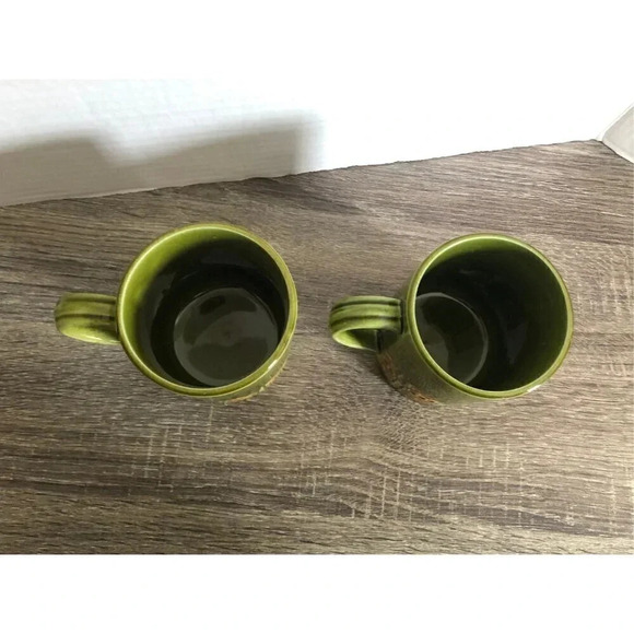 1960s Holt Howard Textured Mug  Pair - Picture 5 of 10